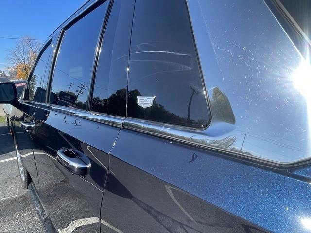 Used 2021 Cadillac Escalade ESV Premium Luxury Platinum image 9