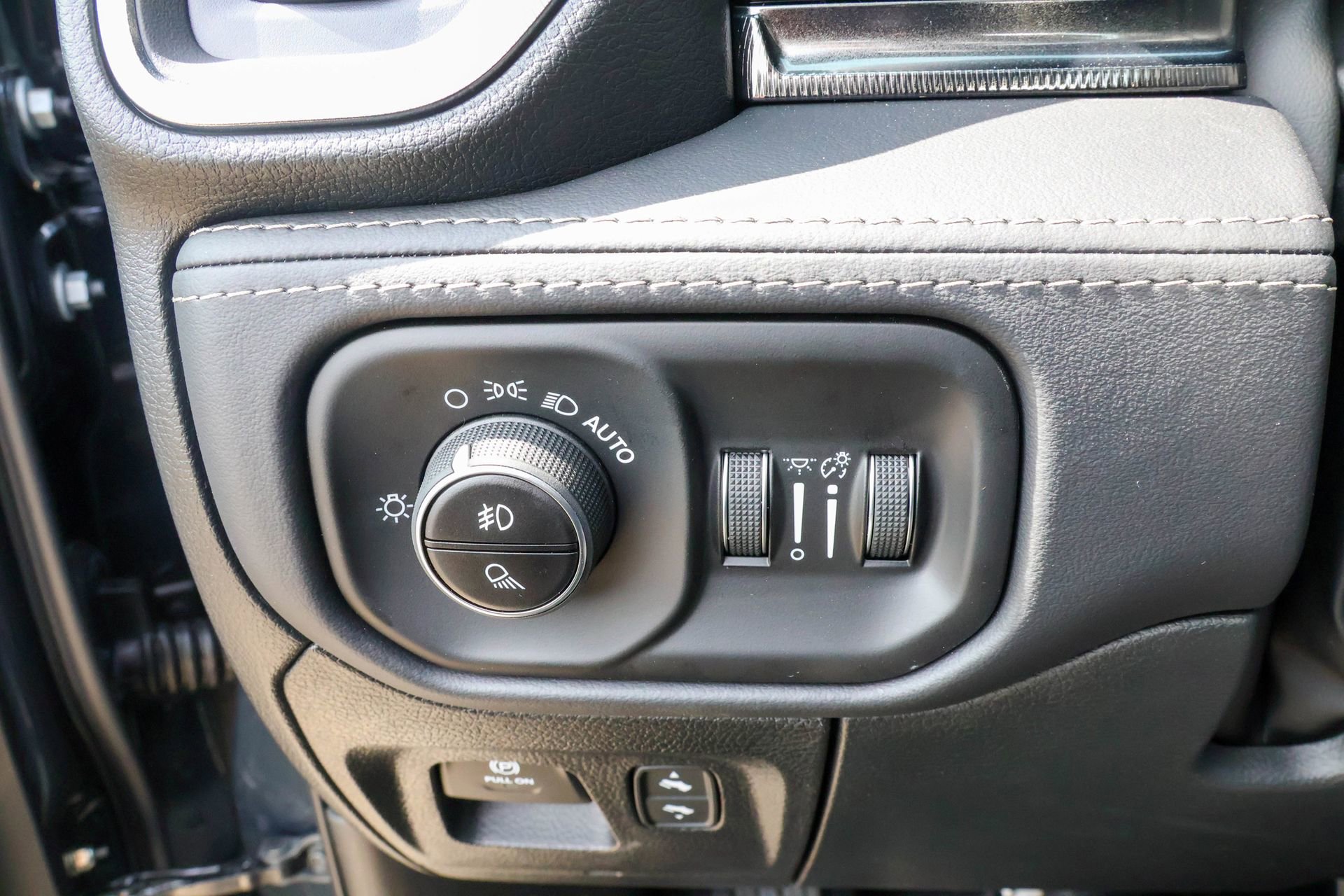 New 2026 RAM 1500 RHO w/ RHO Level 1 Equipment Group AWD/4WD image 37