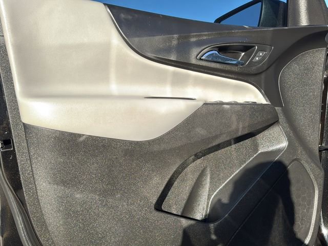 Used 2020 Chevrolet Equinox LS w/ LS Convenience Package image 19