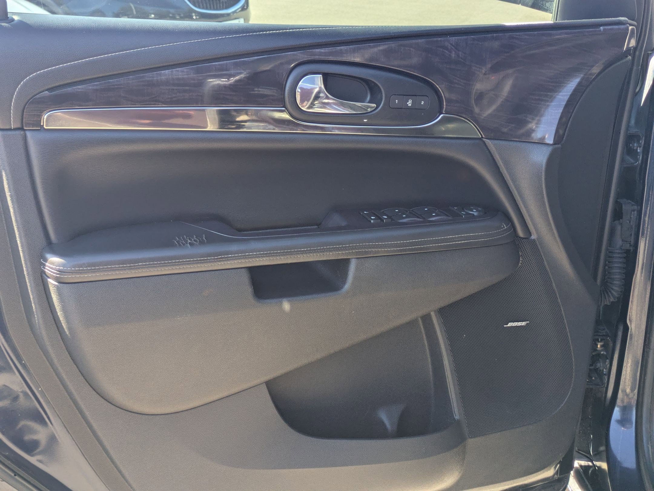 Used 2017 Buick Enclave Leather image 11