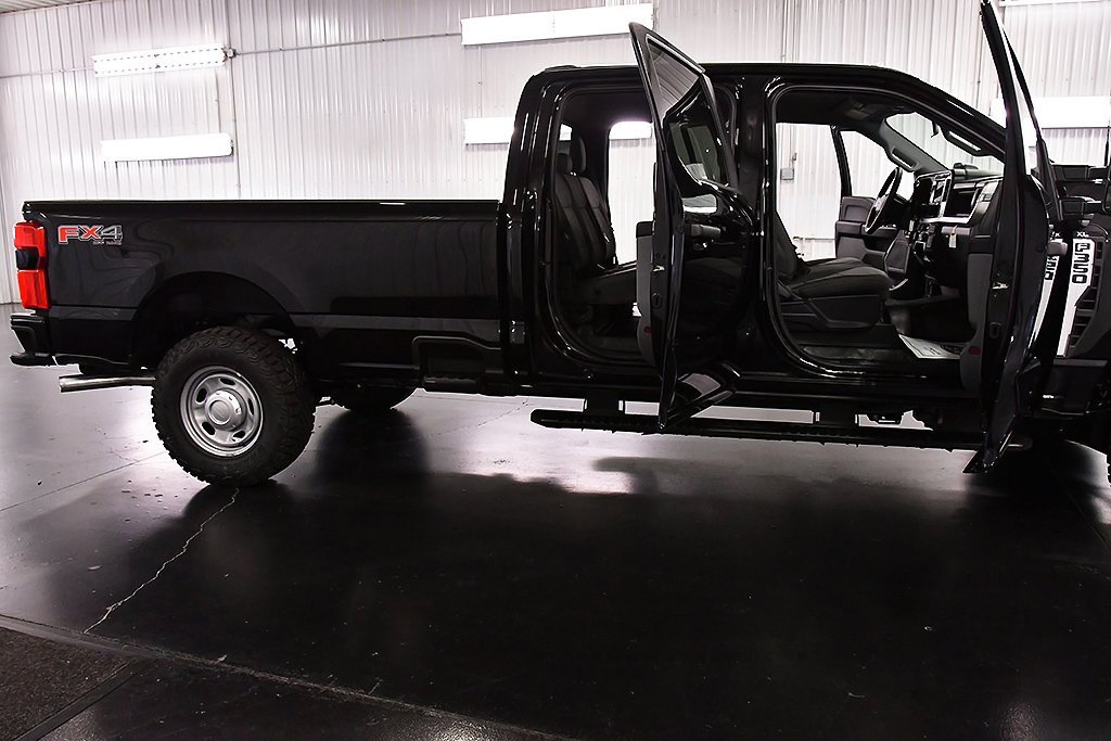 New 2026 Ford F350 XL image 30