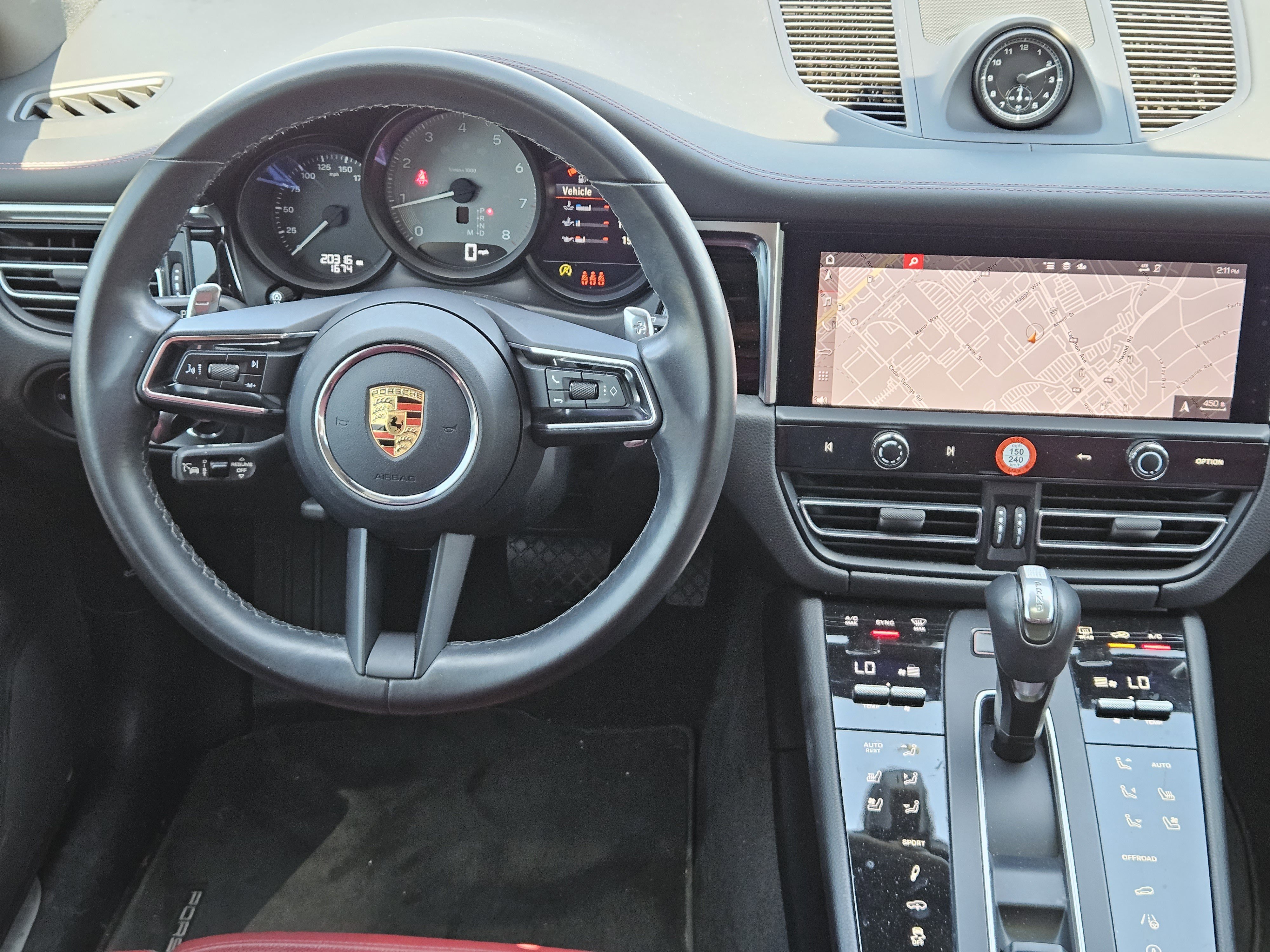 Certified 2023 Porsche Macan S image 25