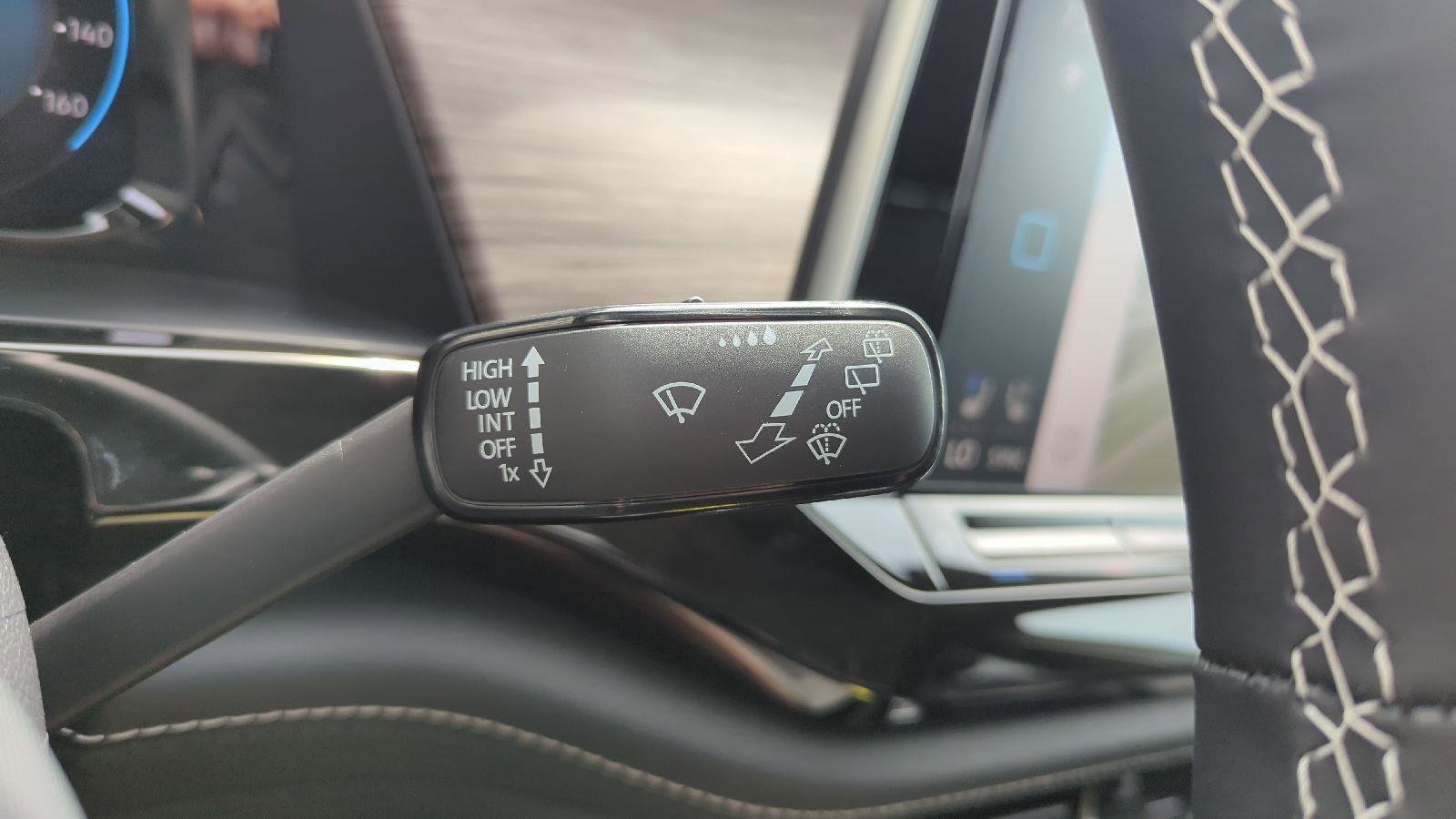 New 2026 Volkswagen Atlas SEL image 24