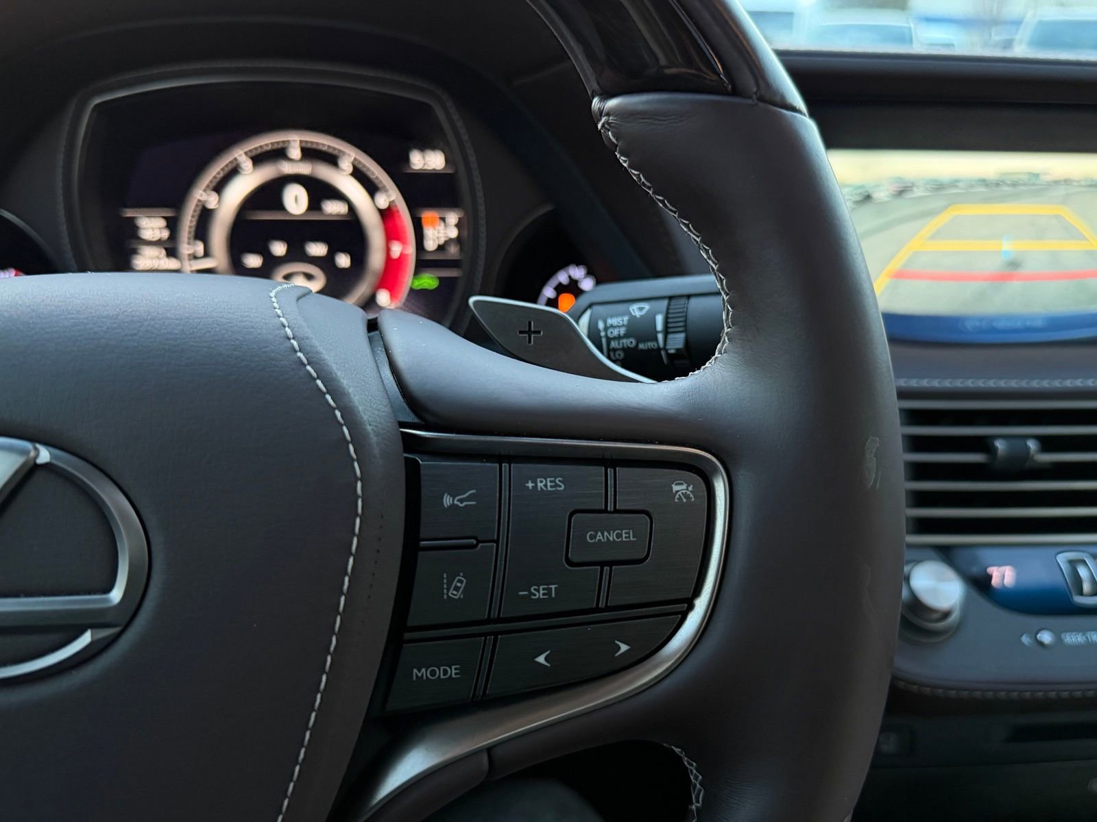 Used 2019 Lexus LS 500 w/ Luxury Package image 44