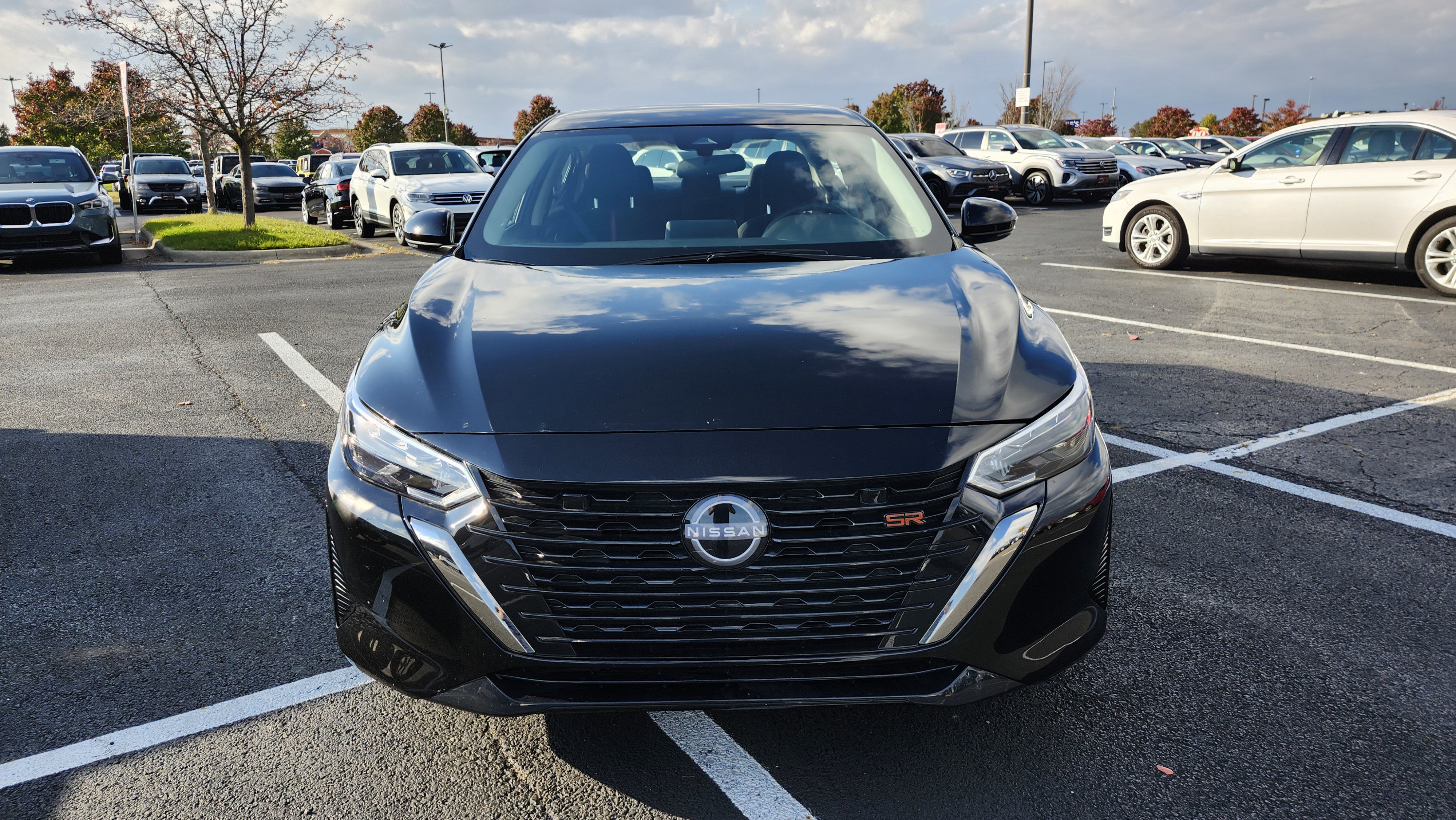 Used 2025 Nissan Sentra SR image 3