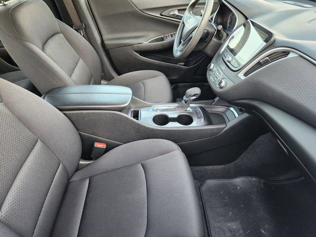 Used 2025 Chevrolet Malibu LT FWD image 34
