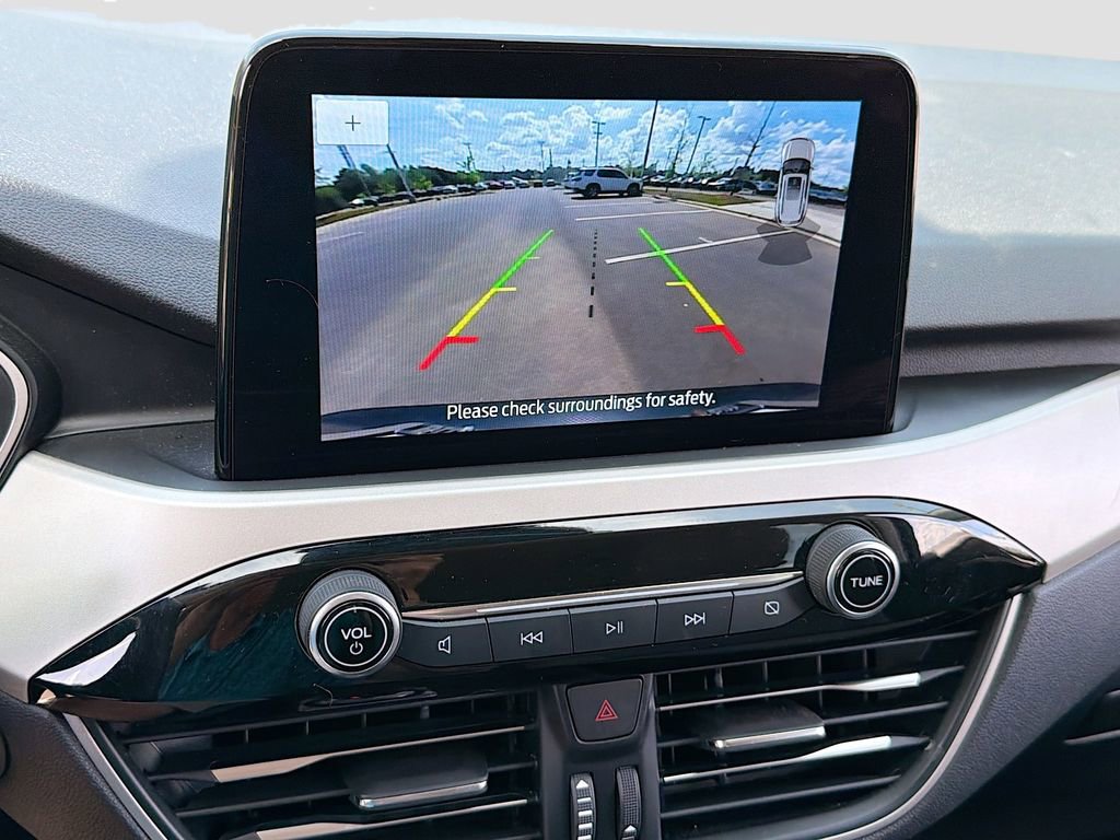 Used 2021 Ford Escape SE w/ Cold Weather Package image 14