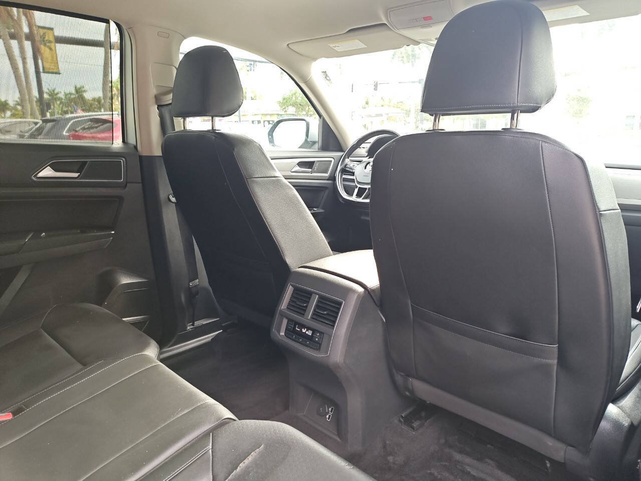 Used 2018 Volkswagen Atlas SE FWD image 45
