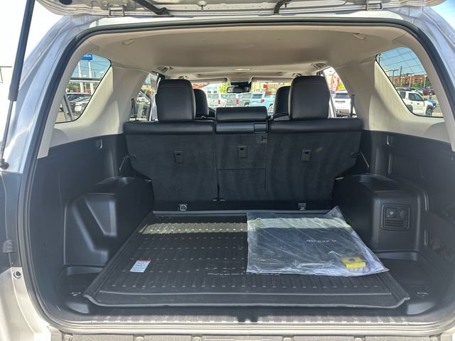 Certified 2022 Toyota 4Runner TRD Off-Road Premium w/ Moonroof Package AWD/4WD image 32