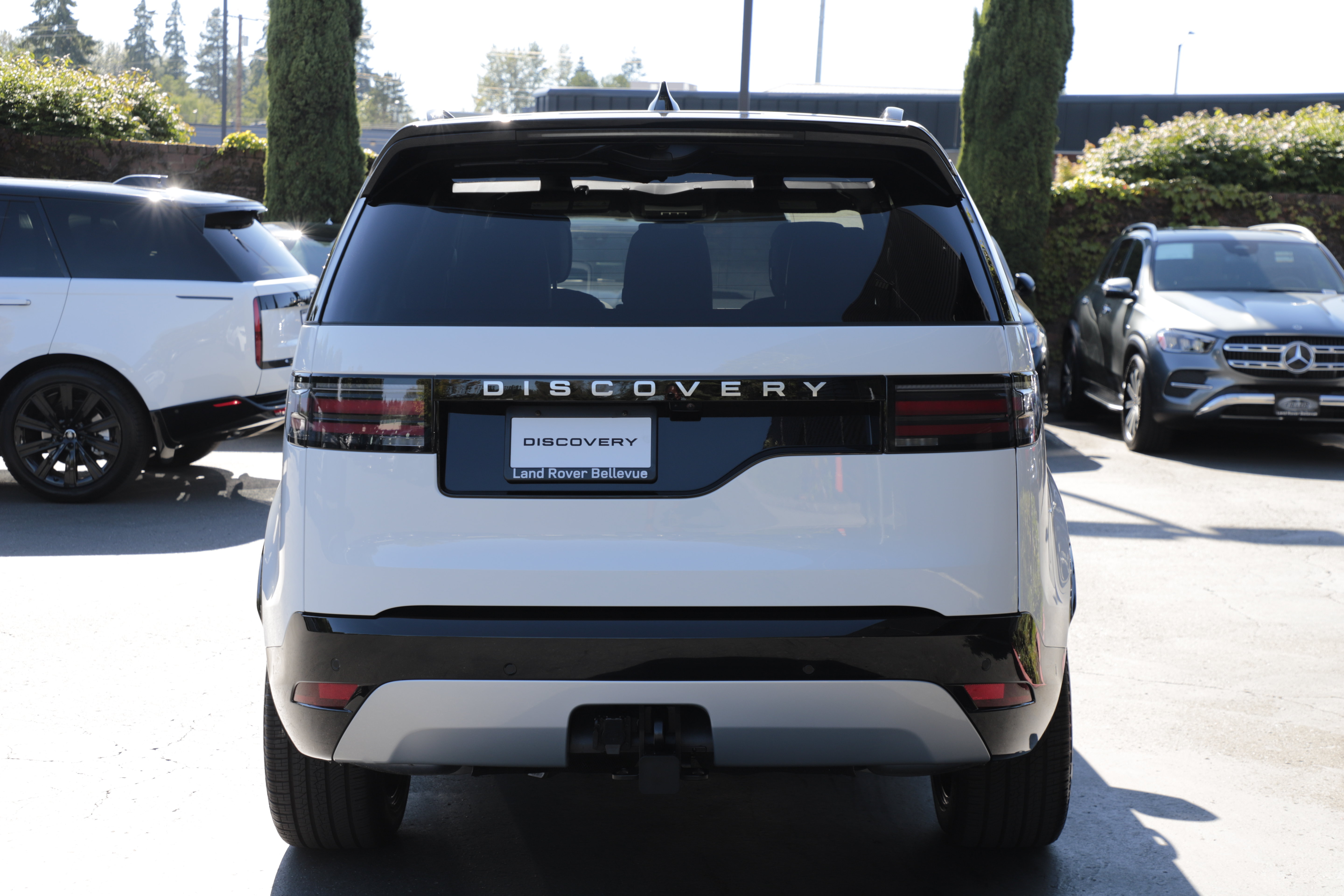 New 2026 Land Rover Discovery Limited Edition AWD/4WD image 5