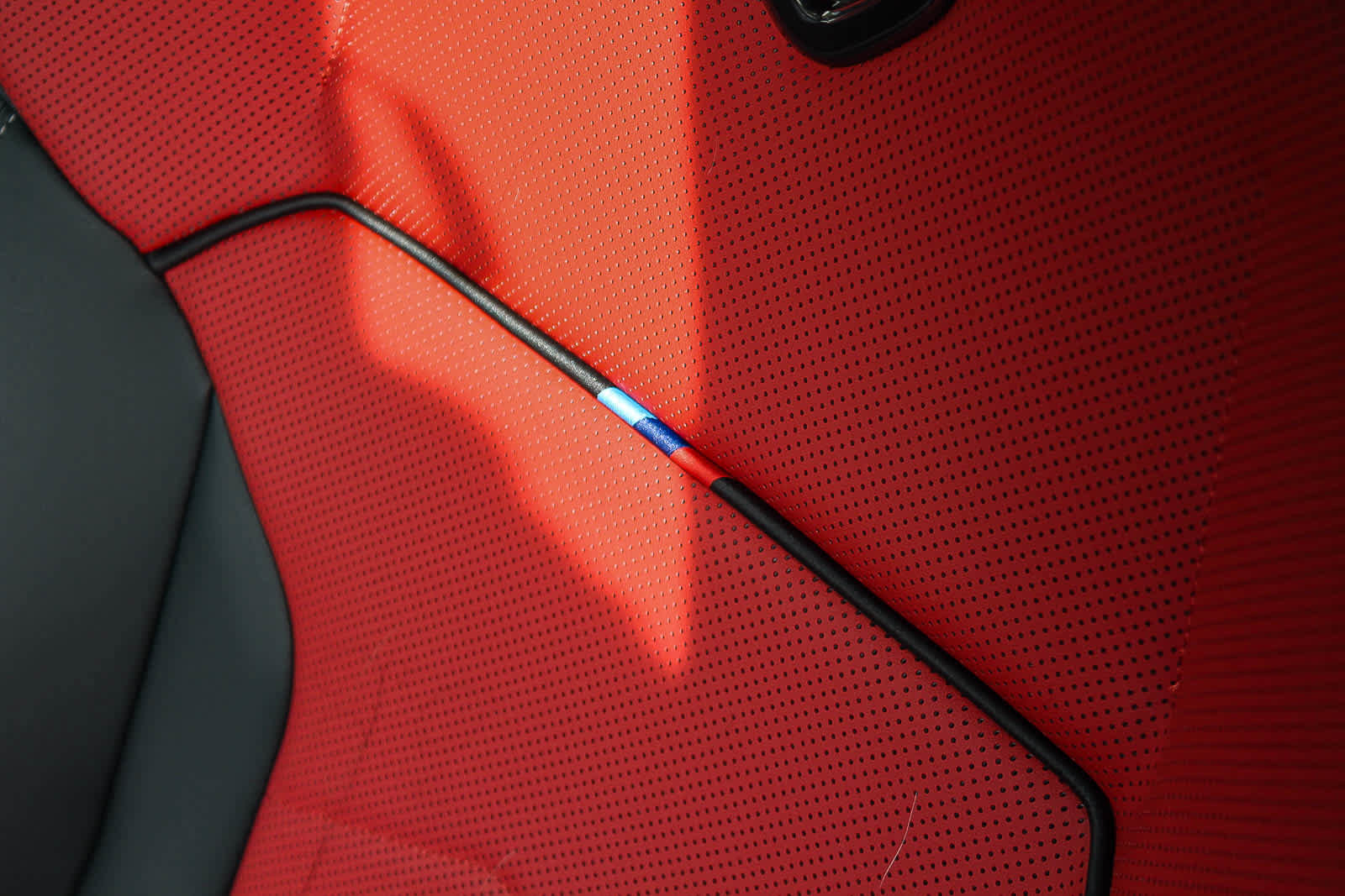 Used 2025 BMW X2 M35i image 32