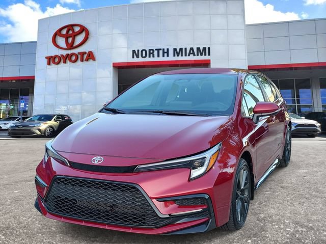 Used 2024 Toyota Corolla SE FWD image 2