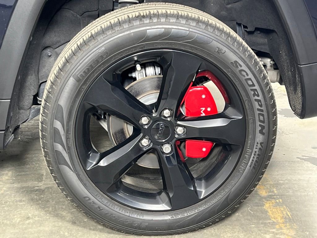 Used 2024 Jeep Grand Cherokee Limited w/ Black Appearance Package image 42