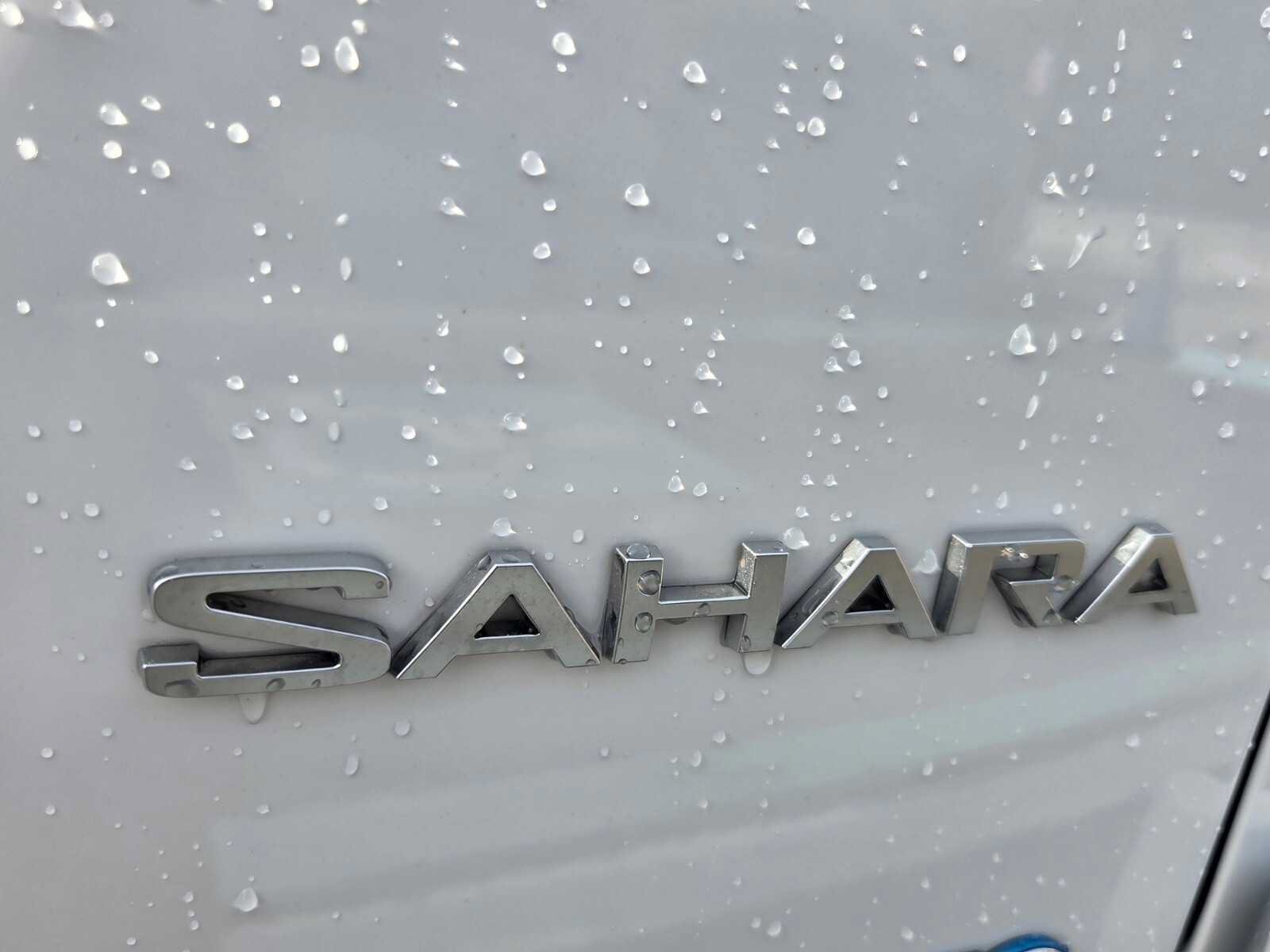 Used 2023 Jeep Wrangler Unlimited Sahara w/ Cold Weather Group AWD/4WD image 18