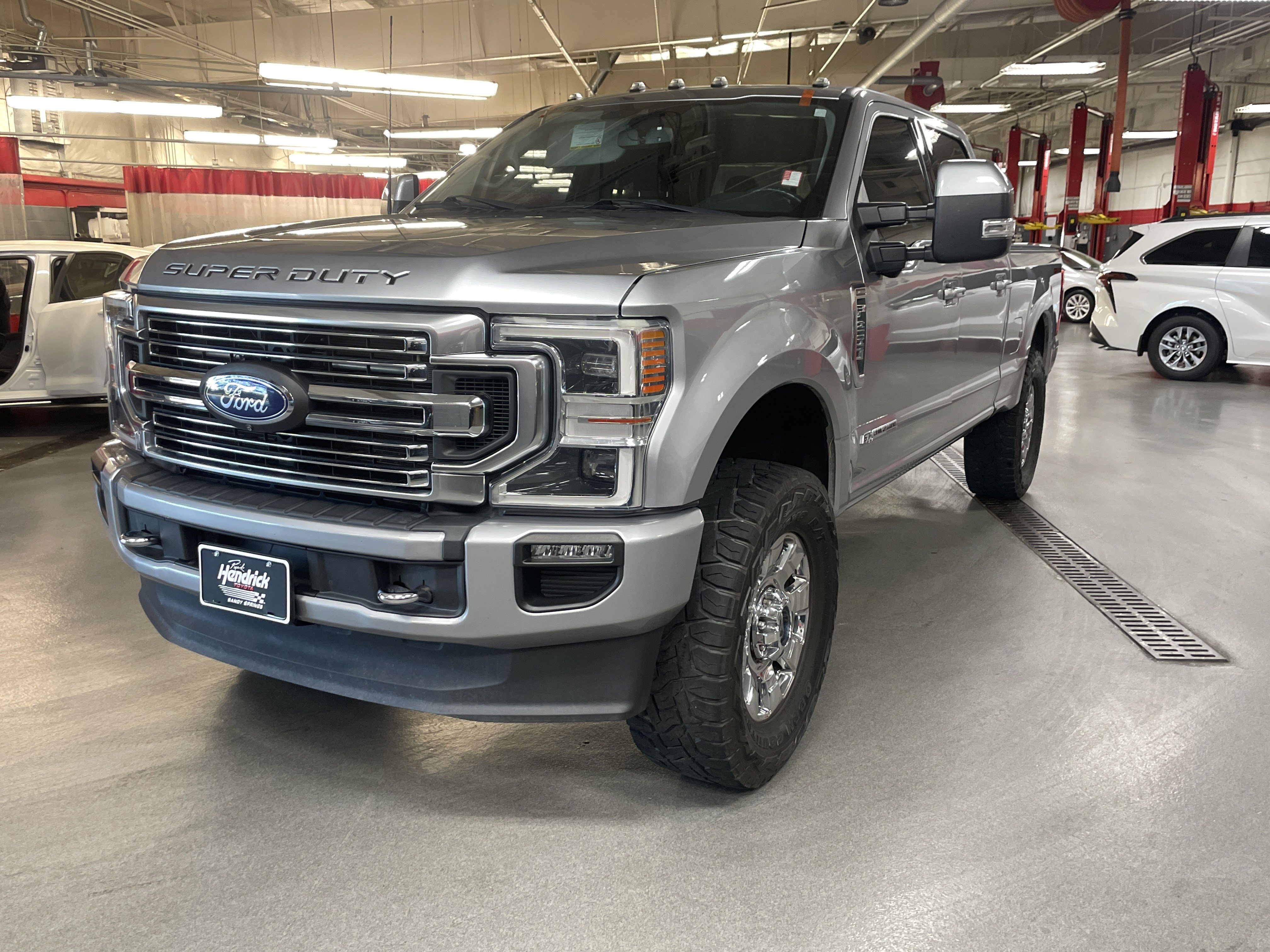 Used 2022 Ford F250 Limited w/ FX4 Off-Road Package image 5