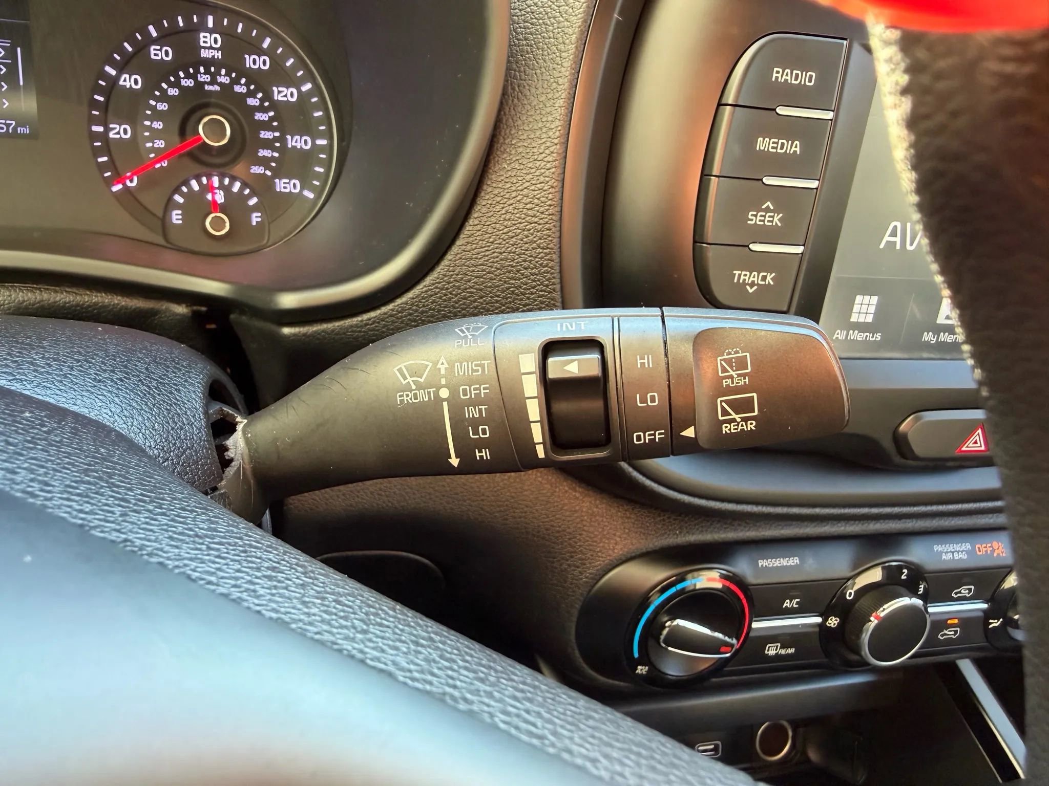 Used 2020 Kia Soul LX image 15