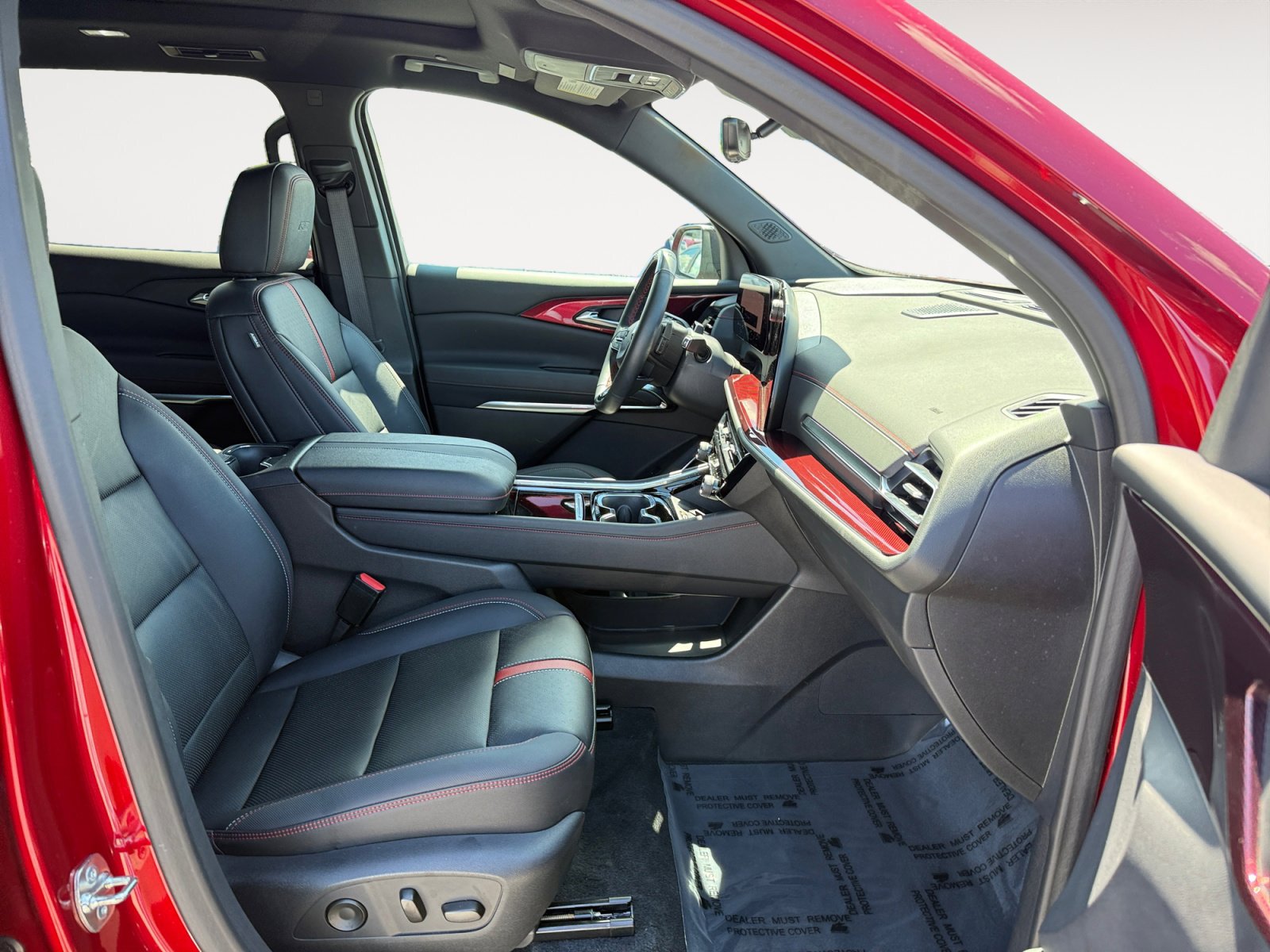 Used 2024 Chevrolet Traverse RS w/ LPO, Floor Liner Package image 19