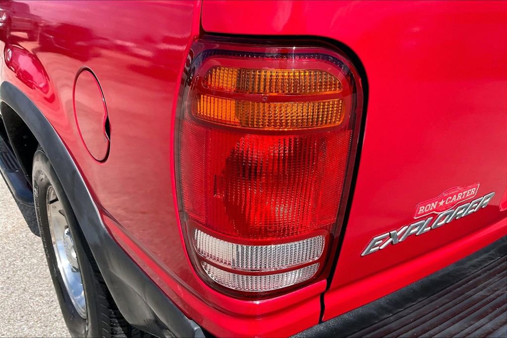 Used 1998 Ford Explorer Sport image 17
