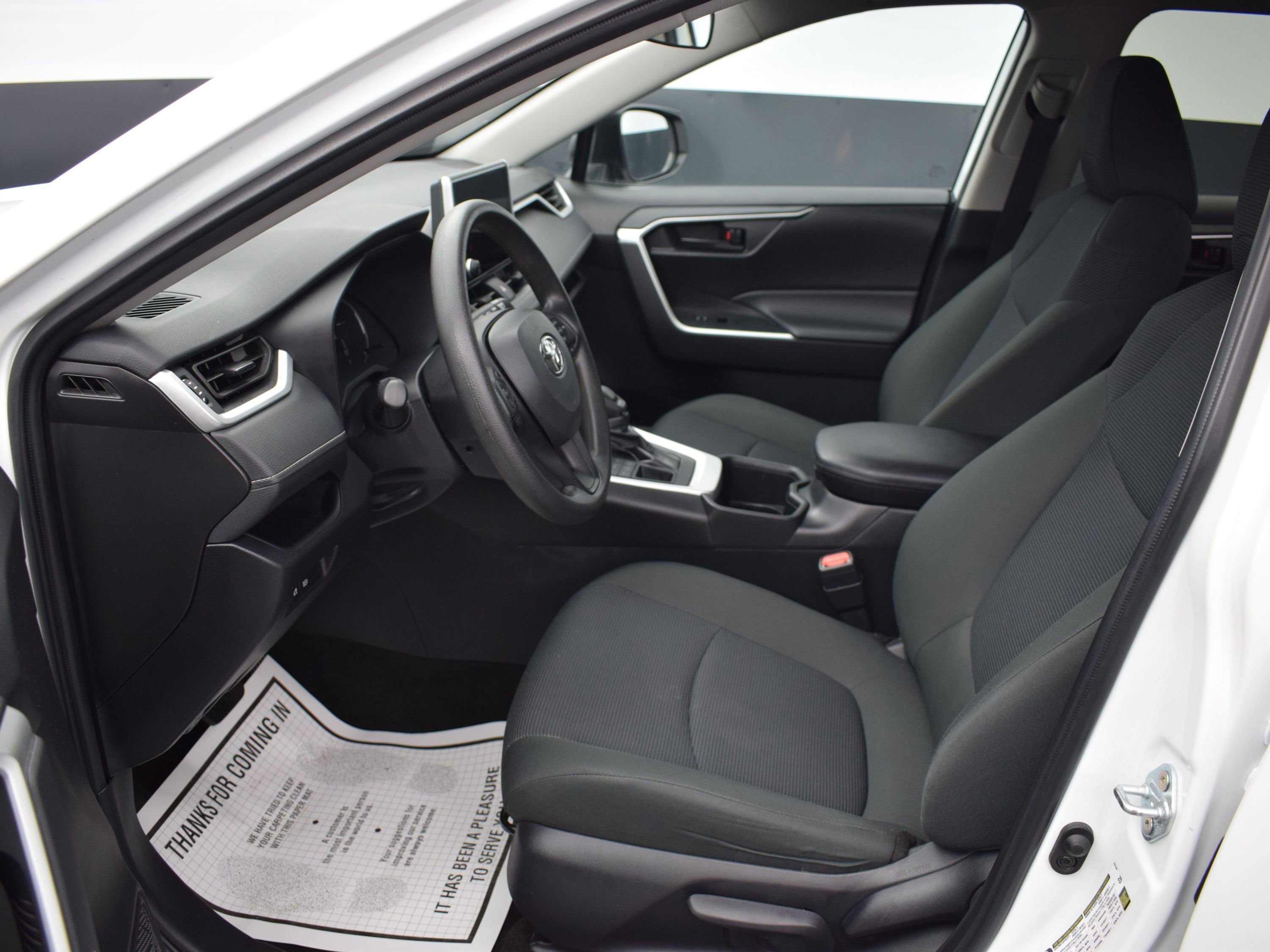 Used 2024 Toyota RAV4 LE image 13