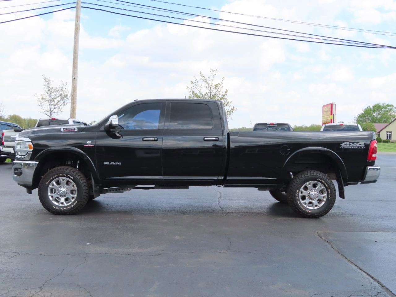 Used 2022 RAM 2500 Laramie AWD/4WD image 2