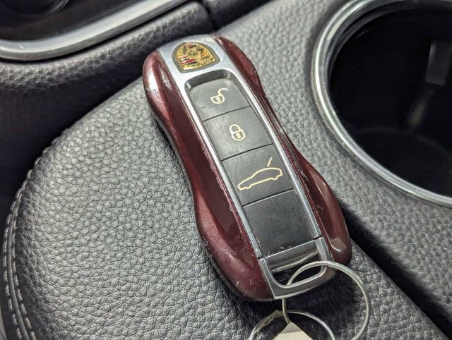 Used 2018 Porsche Panamera 4S w/ Premium Package Plus AWD/4WD image 24