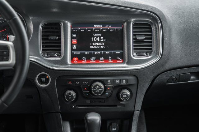 Used 2014 Dodge Charger R/T w/ Wheels & Tunes Group image 28