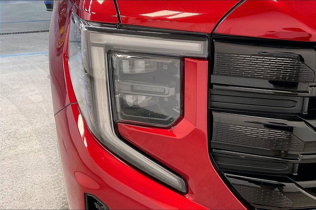 Used 2023 GMC Sierra 1500 Elevation AWD/4WD image 30