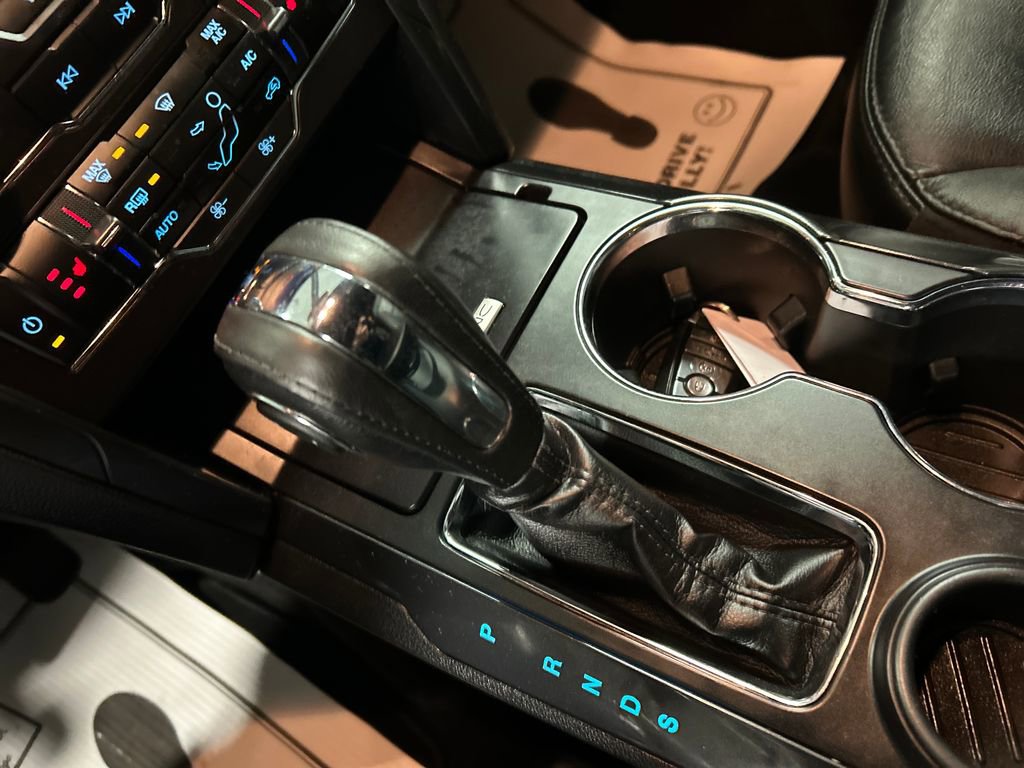 Used 2018 Ford Explorer XLT w/ Equipment Group 202A image 20