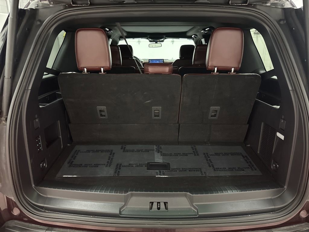 Used 2024 Ford Expedition Limited AWD/4WD image 39