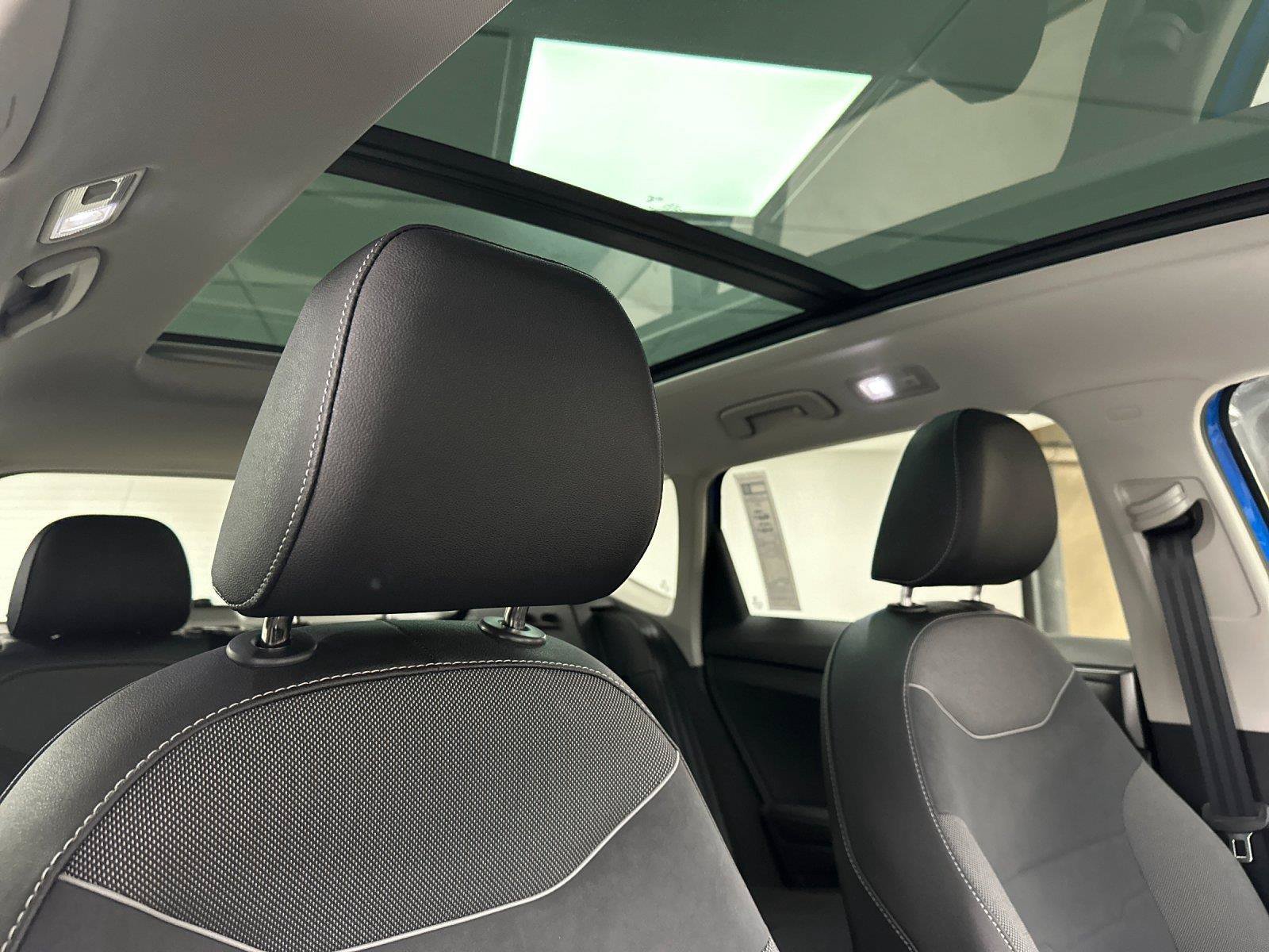 New 2025 Volkswagen Taos SE AWD/4WD image 16