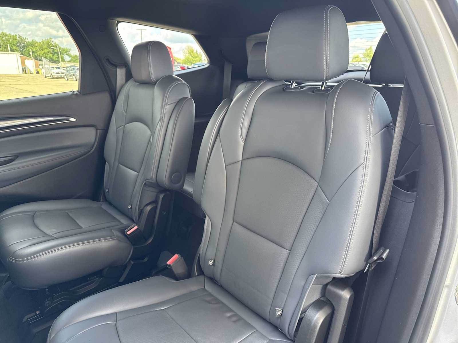 Certified 2022 Buick Enclave Premium AWD/4WD image 23