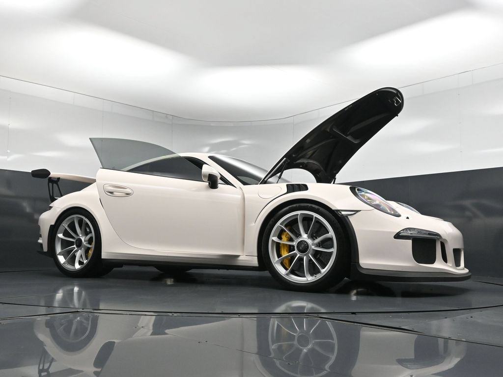 Certified 2016 Porsche 911 GT3 RS RWD image 34