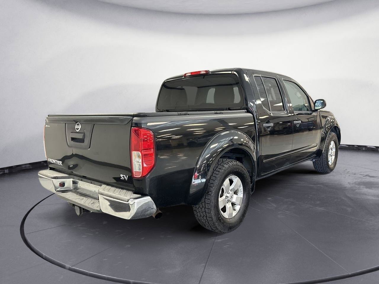 Used 2013 Nissan Frontier SV RWD image 8