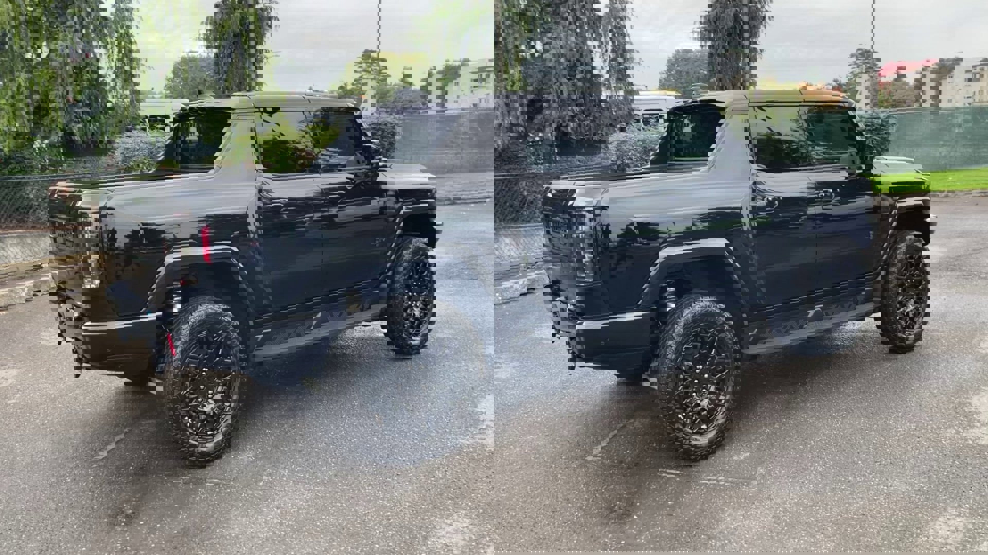 New 2026 GMC Hummer EV 4x4 Crew Cab w/ LPO, Dark Essentials Package image 75