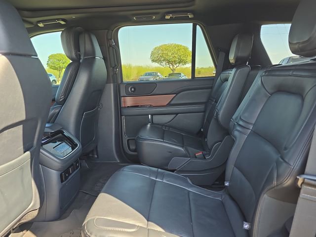 Used 2024 Lincoln Navigator Reserve image 15