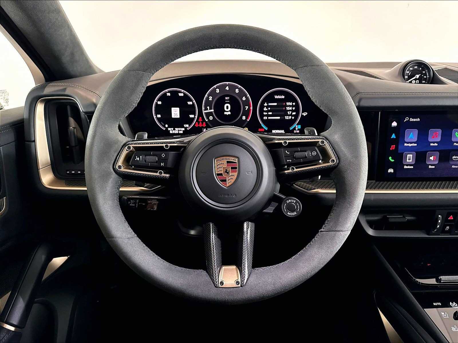 Used 2026 Porsche Cayenne Coupe AWD/4WD image 19