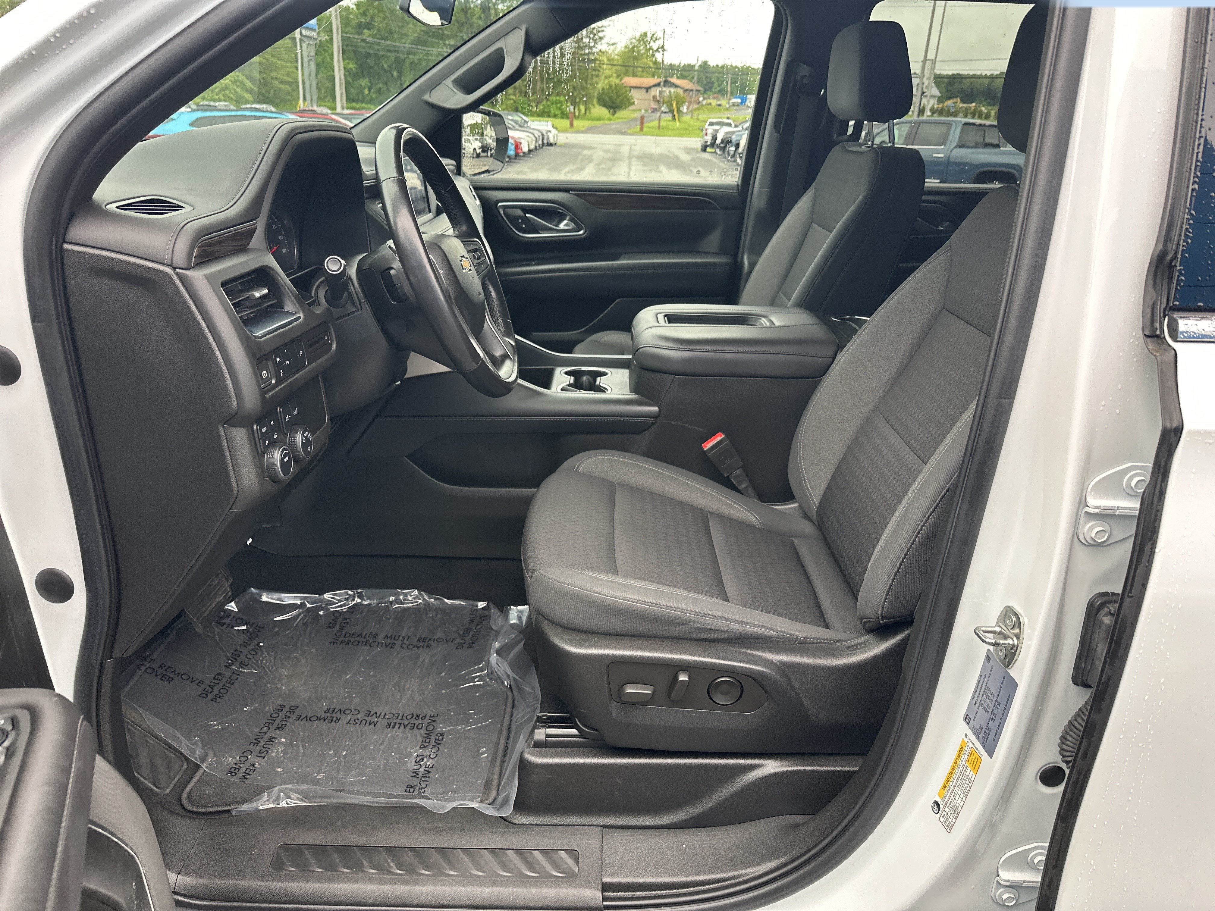 Certified 2022 Chevrolet Tahoe LS w/ Driver Alert Package AWD/4WD image 9