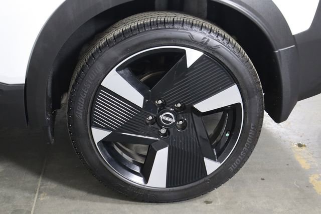 Used 2025 Nissan Kicks SR FWD image 37