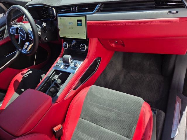 Used 2025 Jaguar F-PACE SVR image 16