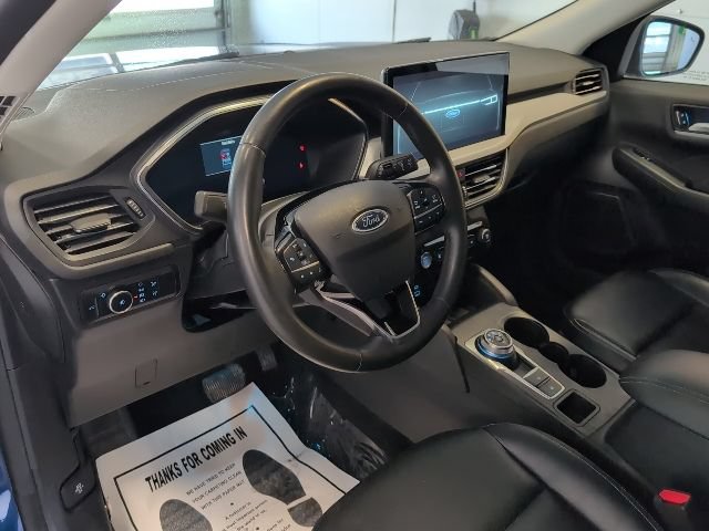 Certified 2023 Ford Escape Platinum AWD/4WD image 10