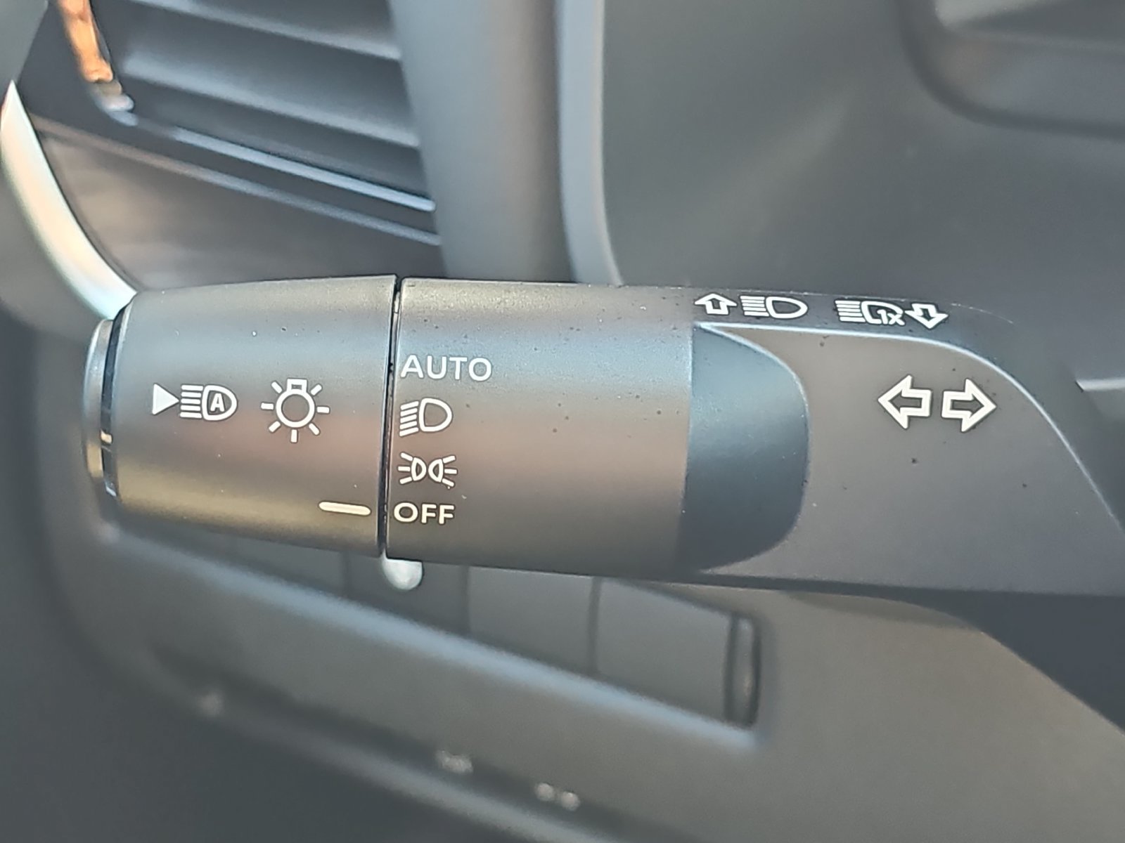 New 2026 Nissan Rogue Platinum AWD/4WD image 36