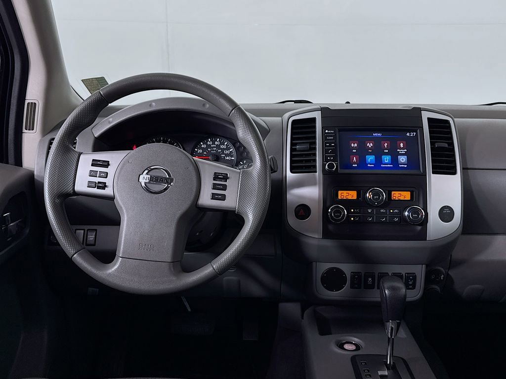 Used 2021 Nissan Frontier SV w/ Midnight Edition Floor Mats image 13