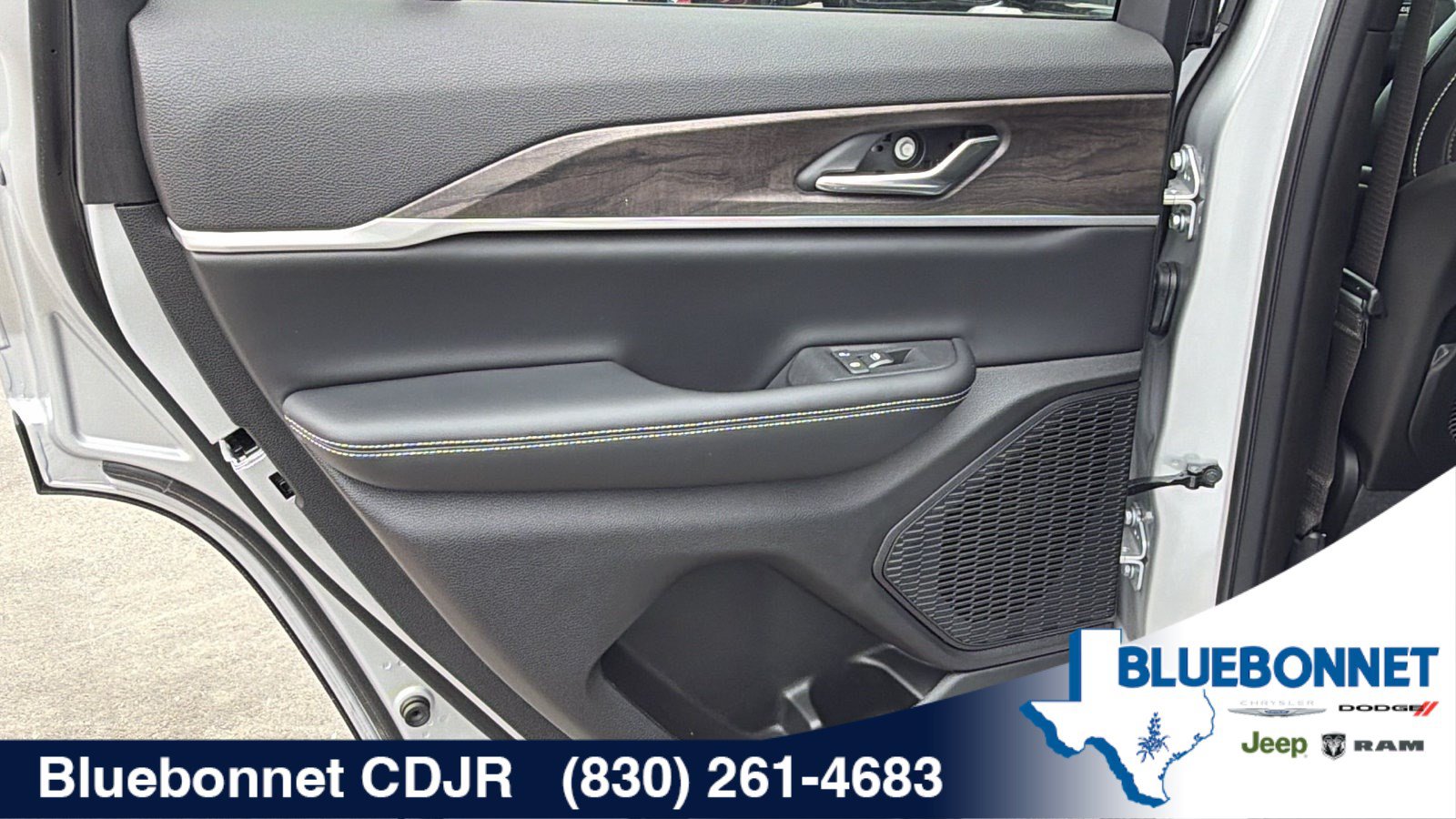 New 2026 Jeep Grand Cherokee Altitude AWD/4WD image 14