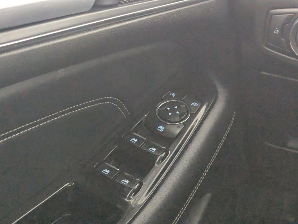 Used 2018 Ford Edge Titanium w/ Equipment Group 301A image 15