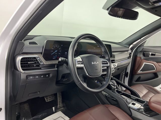 Used 2024 Kia Telluride SX FWD image 21