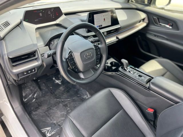 Used 2023 Toyota Prius XLE image 12