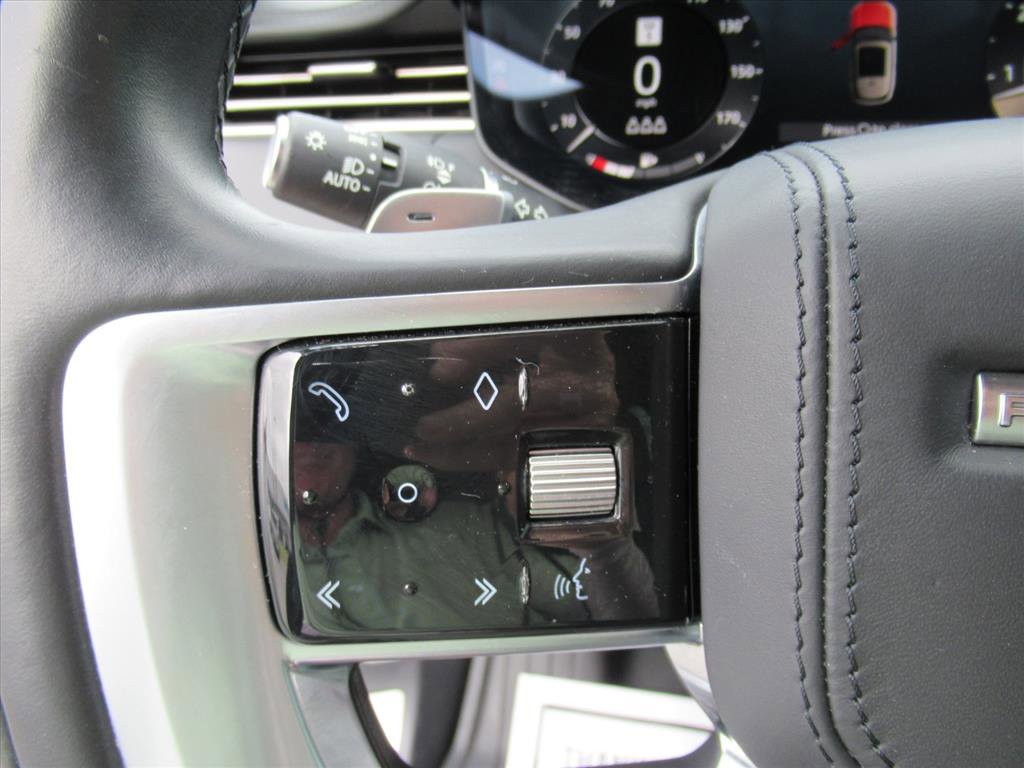 Used 2023 Land Rover Range Rover SE AWD/4WD image 40