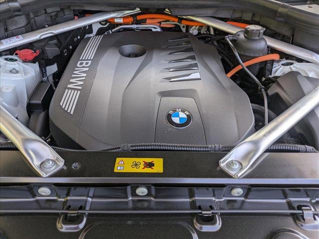 Used 2026 BMW X5 xDrive50e w/ Premium Package image 18