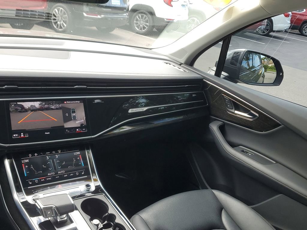 Used 2023 Audi Q7 3.0T Prestige image 20