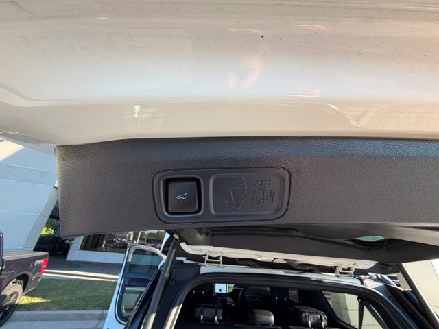 Used 2023 Ford Expedition Max Platinum AWD/4WD image 21